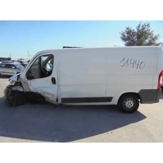 PEUGEOT BOXER FURGON '2018 330 L1H1 KOMFORT BLUEHDI 130 BLANCO
