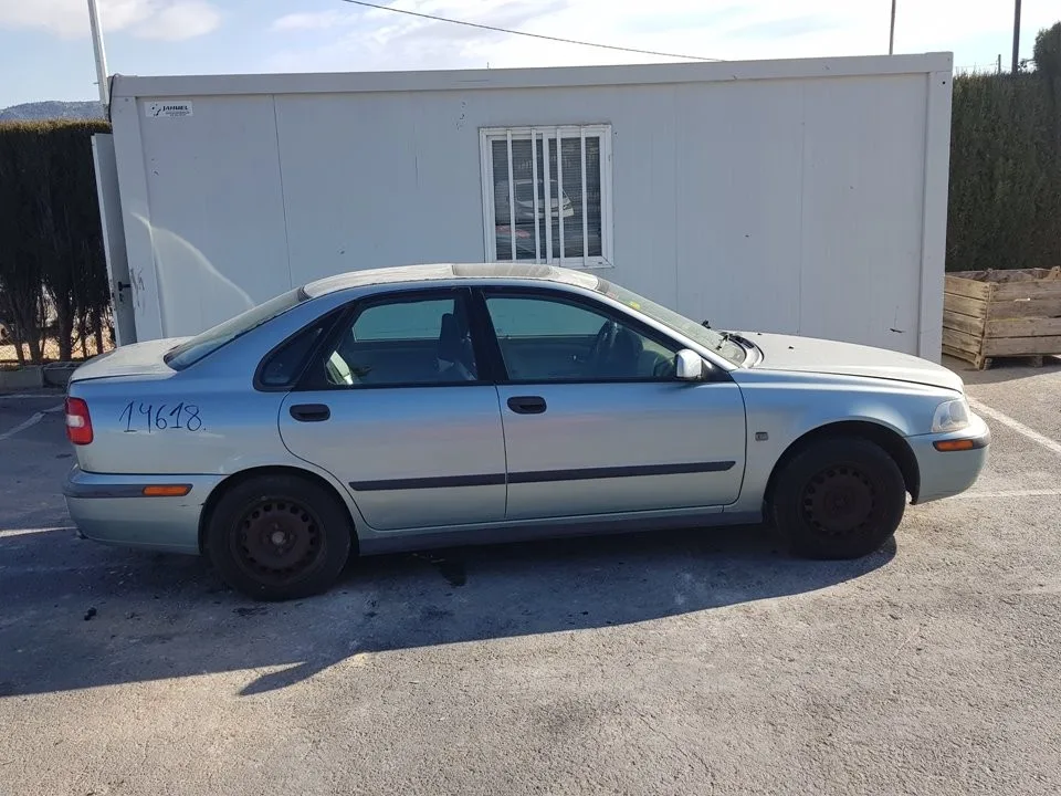 VOLVO S40 BERLINA '2003 1.8I VERDE