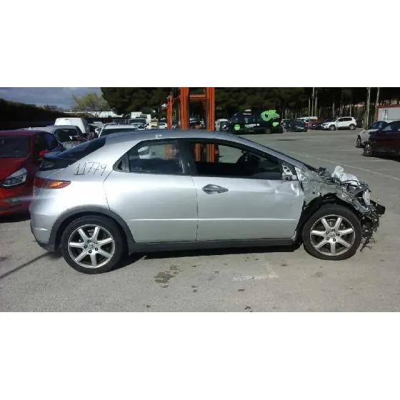 HONDA CIVIC BERLINA 5 (FK) '2009 2.2 I-CTDI COMFORT GRIS PLATA
