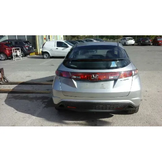 HONDA CIVIC BERLINA 5 (FK) '2009 2.2 I-CTDI COMFORT GRIS PLATA