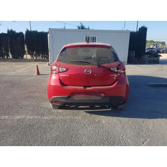 MAZDA 2 LIM. () '2018 ORIGIN ROJO