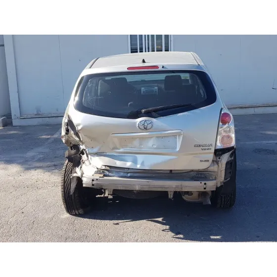 TOYOTA COROLLA VERSO (R1) '2009 2.2 D-4D LUNA GRIS