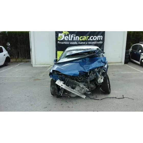 RENAULT MEGANE III BERLINA 5 P '2011 DYNAMIQUE AZUL