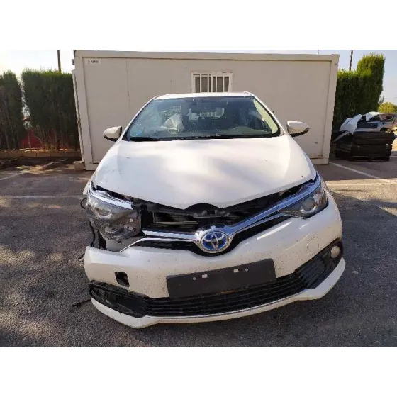 TOYOTA AURIS '2015 HYBRID ACTIVE BLANCO