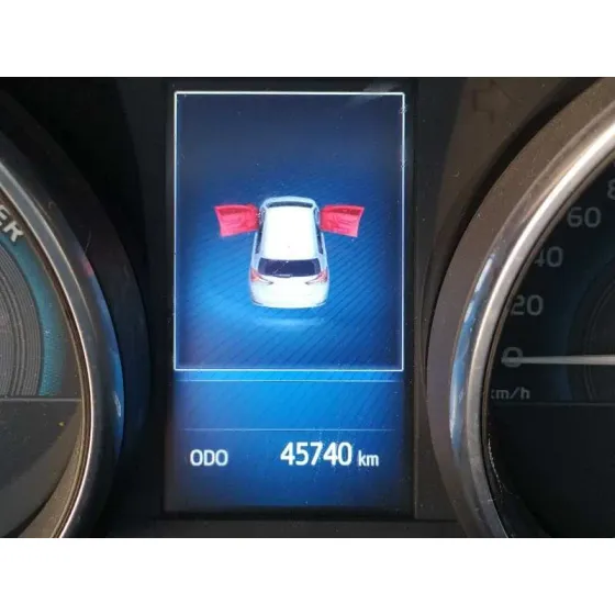 TOYOTA AURIS '2015 HYBRID ACTIVE BLANCO