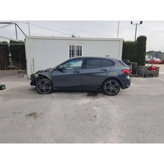 BMW SERIE 1 LIM. (F40) '2020 118D M SPORT GRIS OSCURO