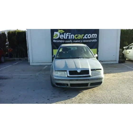 SKODA OCTAVIA BERLINA (1U2) '2002 AMBIENTE GRIS