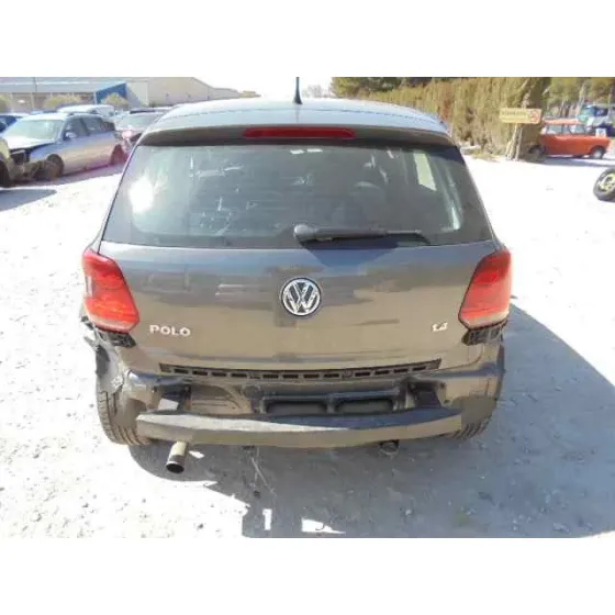 VOLKSWAGEN POLO (6R1) '2011 ADVANCE GRIS OSCURO