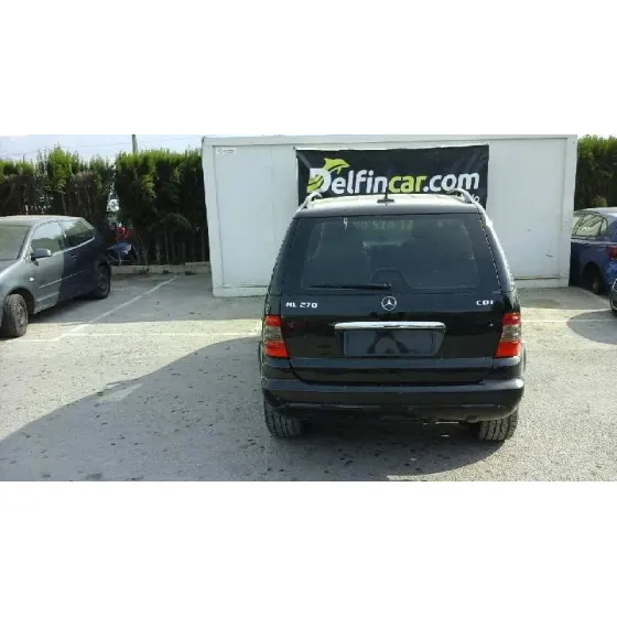 MERCEDES CLASE M (W163) '2005 270 CDI (163.113) NEGRO