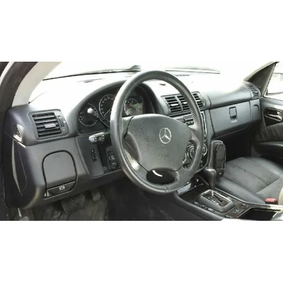 MERCEDES CLASE M (W163) '2005 270 CDI (163.113) NEGRO