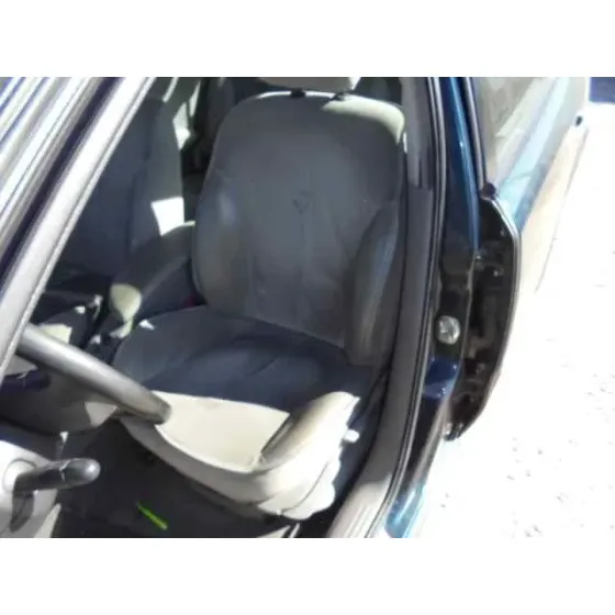 RENAULT LAGUNA II (BG0) '2001 AUTHENTIQUE VERDE