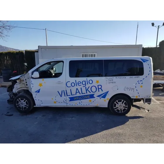 PEUGEOT TRAVELLER '2019 AUTOBUS BLANCO