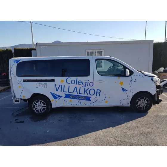 PEUGEOT TRAVELLER '2019 AUTOBUS BLANCO