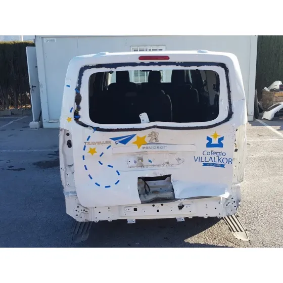 PEUGEOT TRAVELLER '2019 AUTOBUS BLANCO