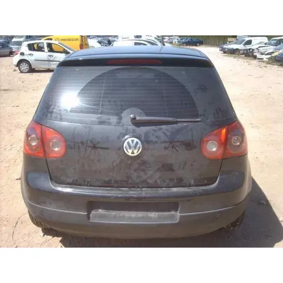 VOLKSWAGEN GOLF V BERLINA (1K1) '2003 SPORTLINE NEGRO