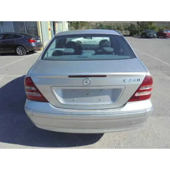 MERCEDES CLASE C (W203) BERLINA '2000 240 (203.061) GRIS