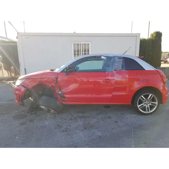 AUDI A1 (8X) '2011 AMBITION ROJO