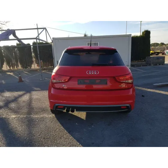 AUDI A1 (8X) '2011 AMBITION ROJO