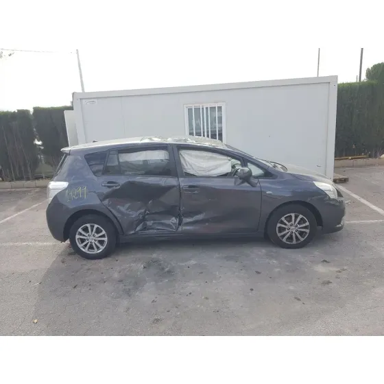TOYOTA VERSO '2011 ACTIVE GRIS OSCURO