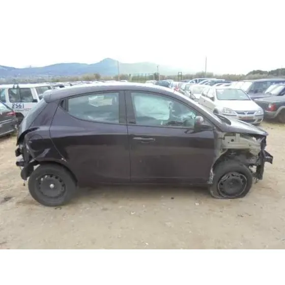 LANCIA YPSILON (402) '2013 GOLD MORADO