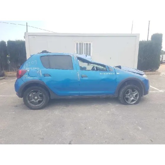 DACIA SANDERO '2019 STEPWAY AZUL