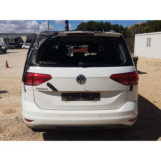 Volkswagen TOURAN (5T1) 2016