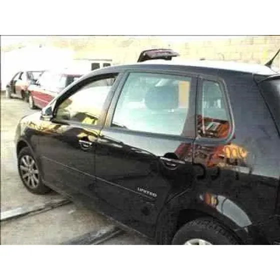 VOLKSWAGEN POLO (9N3) '2005 ADVANCE NEGRO