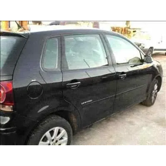 VOLKSWAGEN POLO (9N3) '2005 ADVANCE NEGRO