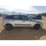 FORD FOCUS BERLINA (CAK) '2001 TREND GRIS