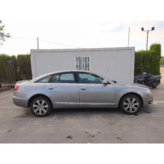 AUDI A6 BERLINA (4F2) '2010 2.7 TDI QUATTRO GRIS