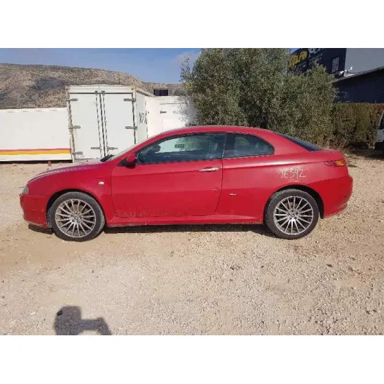 ALFA ROMEO GT (125) '2004 M-JET DISTINCTIVE ROJO