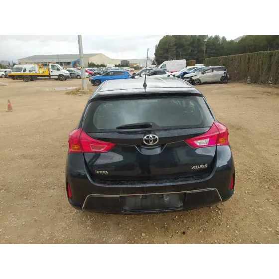 TOYOTA AURIS '2014 ACTIVE AZUL OSCURO