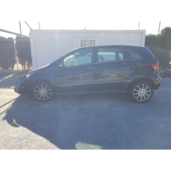 MERCEDES CLASE B (W245) '2007 200 CDI (245.208) NEGRO