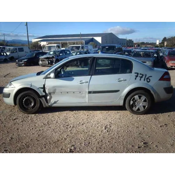 RENAULT MEGANE II CLASSIC BERLINA '2003 CONFORT DYNAMIQUE GRIS
