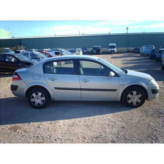RENAULT MEGANE II CLASSIC BERLINA '2003 CONFORT DYNAMIQUE GRIS