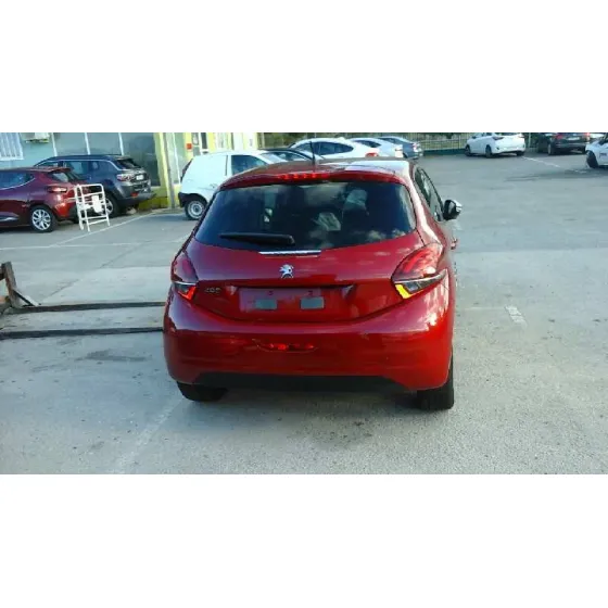 PEUGEOT 208 '2018 STYLE GRANATE