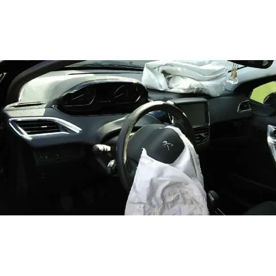 PEUGEOT 2008 (--.2013->) '2018 ALLURE NEGRO