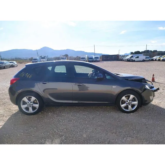 OPEL ASTRA J LIM. '2011 ENJOY GRIS OSCURO