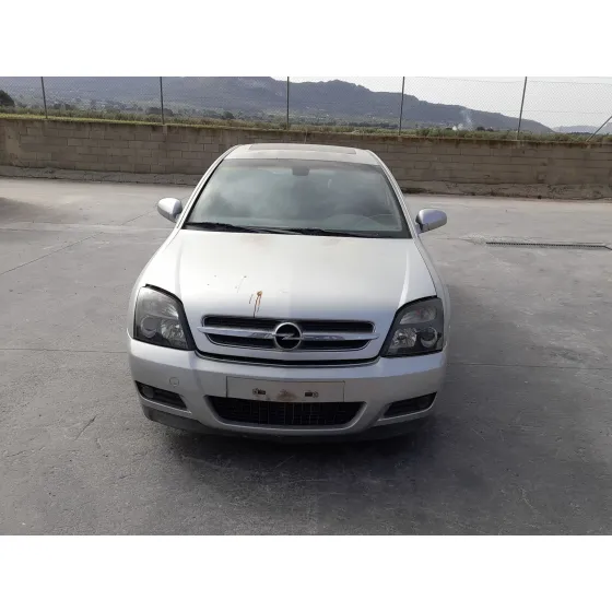 Opel VECTRA C GTS (Z02) 2003