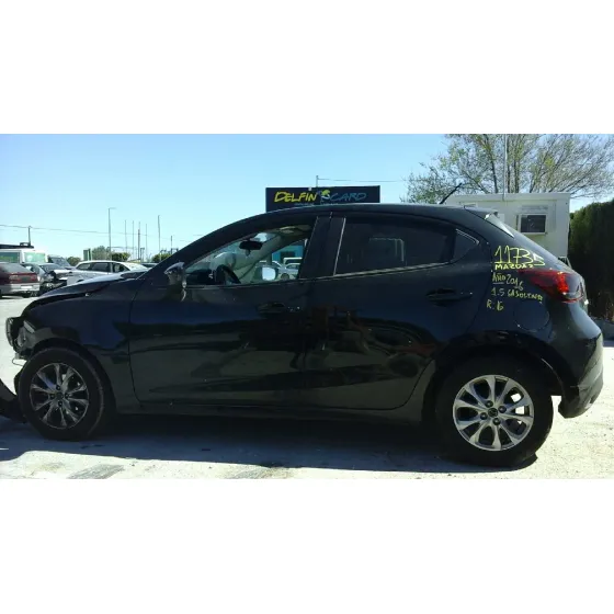 MAZDA 2 LIM. () '2016 STYLE NEGRO