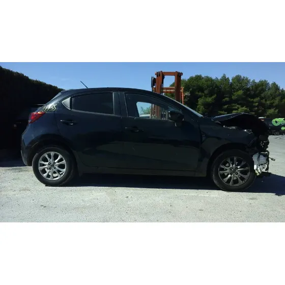 MAZDA 2 LIM. () '2016 STYLE NEGRO