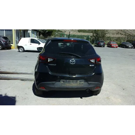 MAZDA 2 LIM. () '2016 STYLE NEGRO