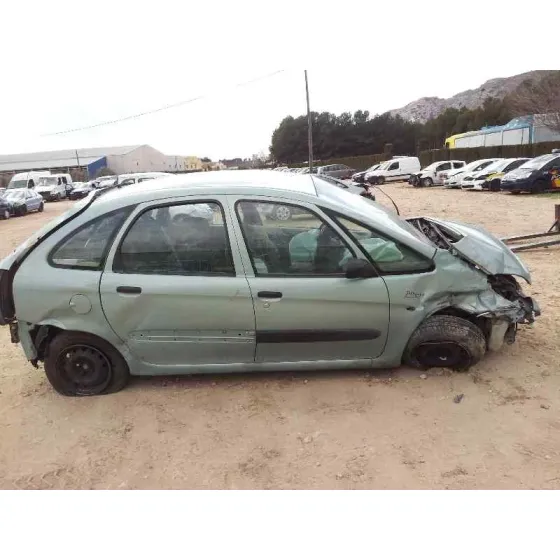 CITROEN XSARA PICASSO '2001 2.0 HDI EXCLUSIVE PLUS VERDE