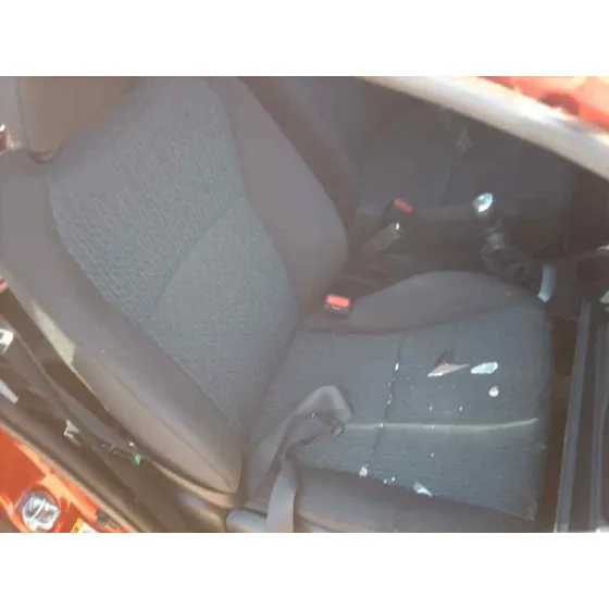 TOYOTA YARIS '2012 ACTIVE GRANATE