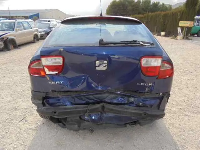 SEAT LEON (1M1) '2003 SIGNO AZUL