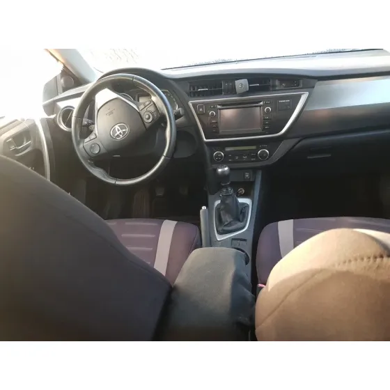TOYOTA AURIS '2014 ACTIVE GRIS