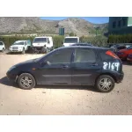FORD FOCUS BERLINA (CAK) FORD FOCUS BERLINA (CAK) '2001 TREND NEGRO 1998
