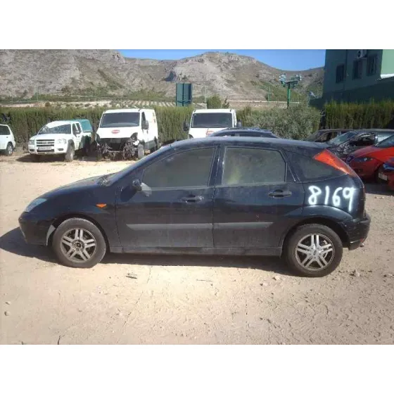 FORD FOCUS BERLINA (CAK) '2001 TREND NEGRO