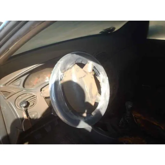 FORD FOCUS BERLINA (CAK) '2001 TREND NEGRO