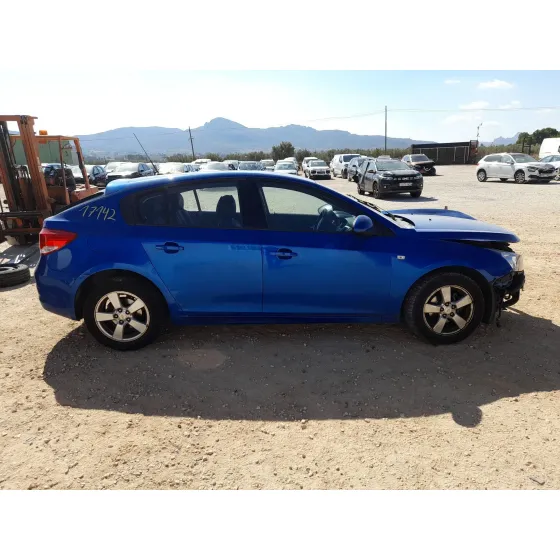 Chevrolet CRUZE (J300) 2009